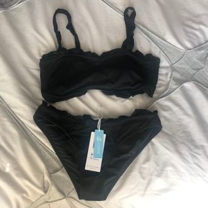Cupshe bathing suit size medium. Brand new w/tags